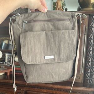 Baggallini Tan Crossbody Bag